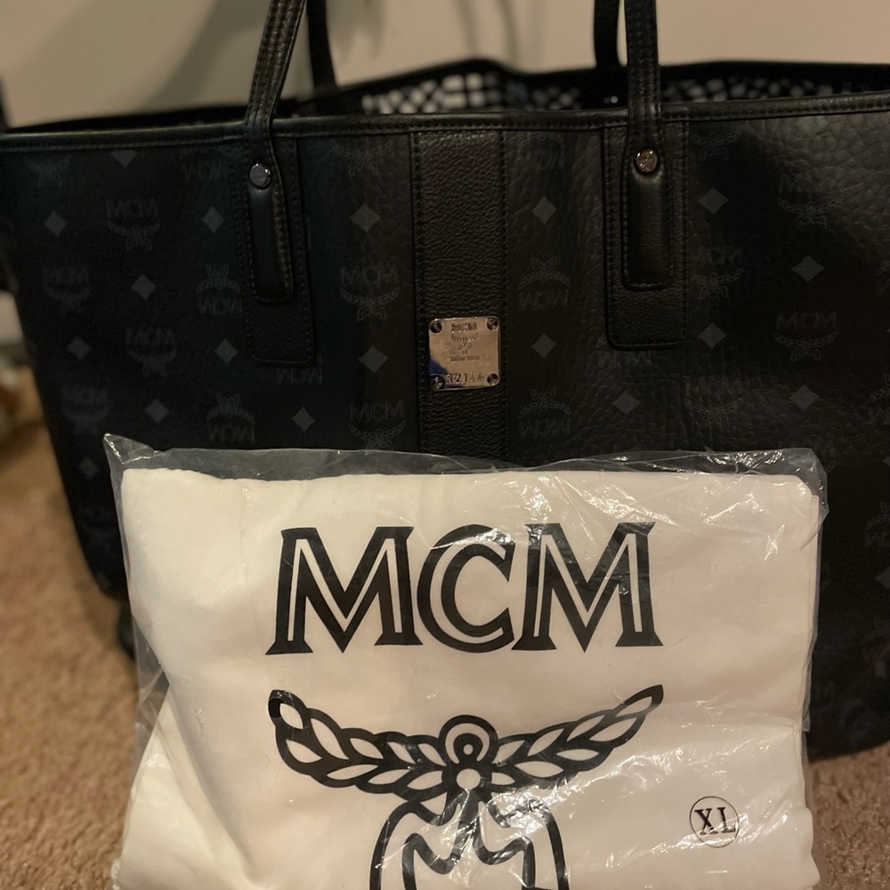 Authentic MCM tote bag XL